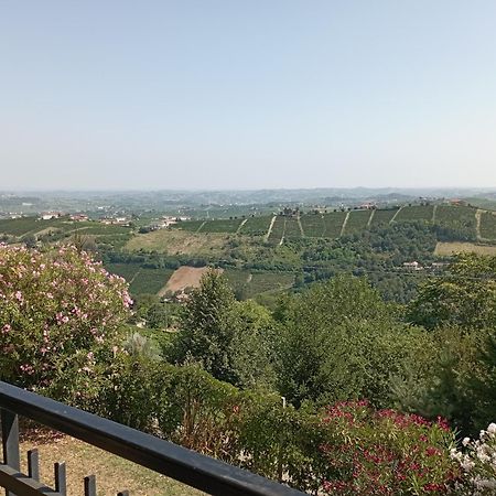 Casa Vacanza Il Colle Del Vento Calosso Exteriér fotografie